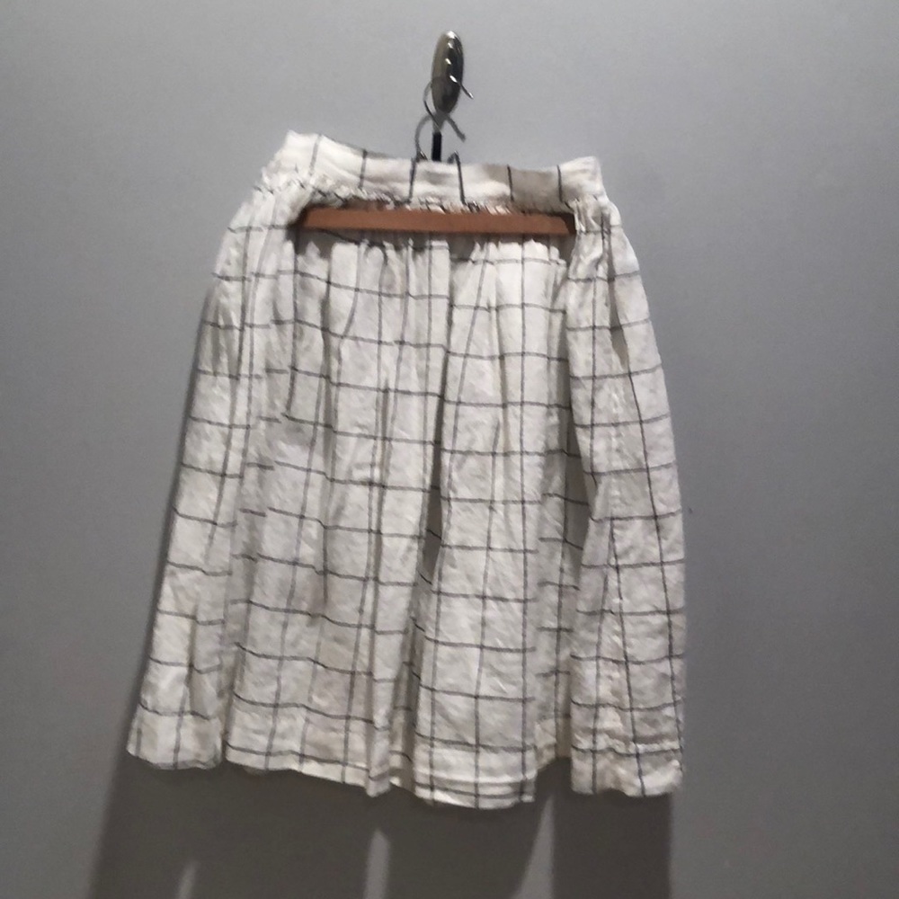 COPY - Linen “1950s City”- full a-line skirt-whit…